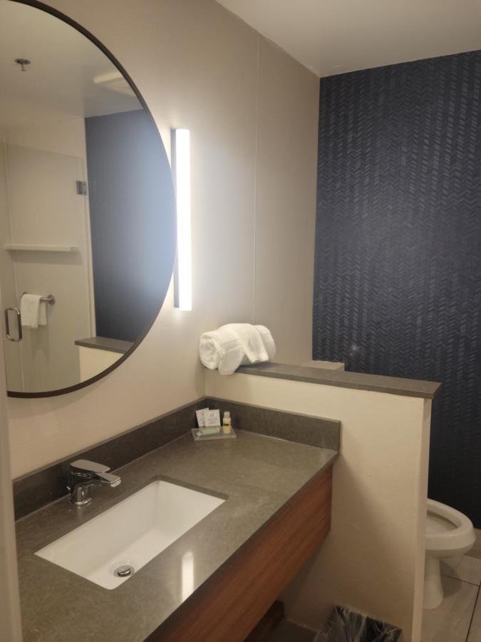 Fairfield Inn & Suites By Marriott Athens Bagian luar foto