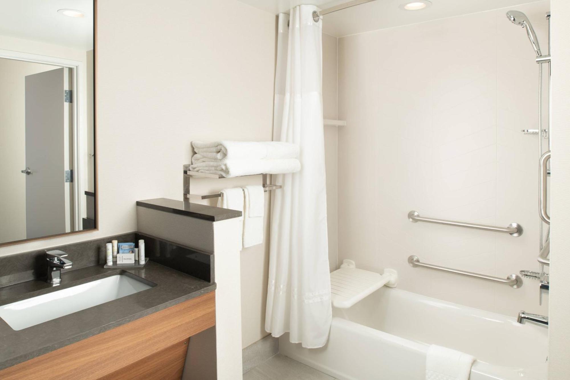 Fairfield Inn & Suites By Marriott Athens Bagian luar foto