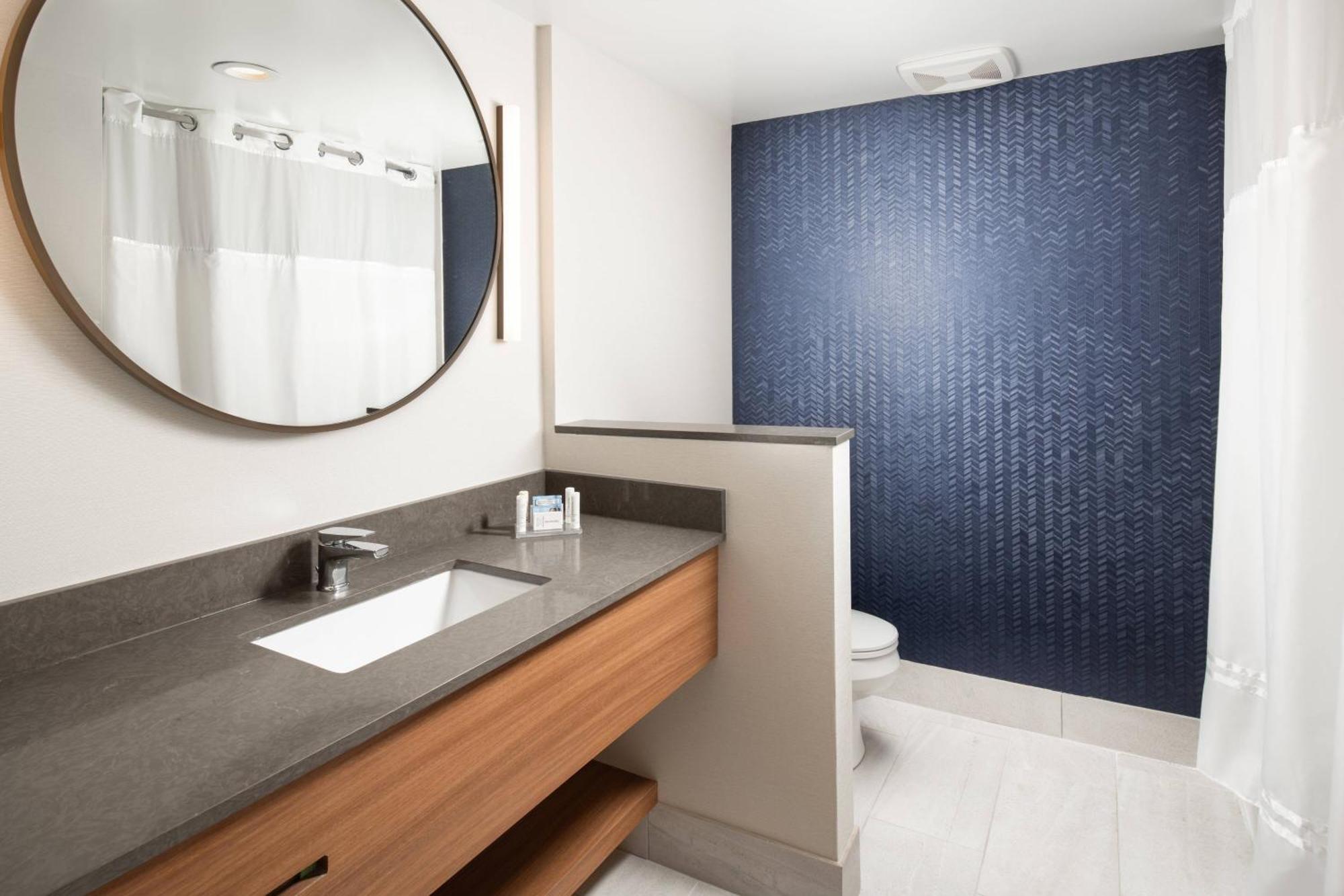 Fairfield Inn & Suites By Marriott Athens Bagian luar foto