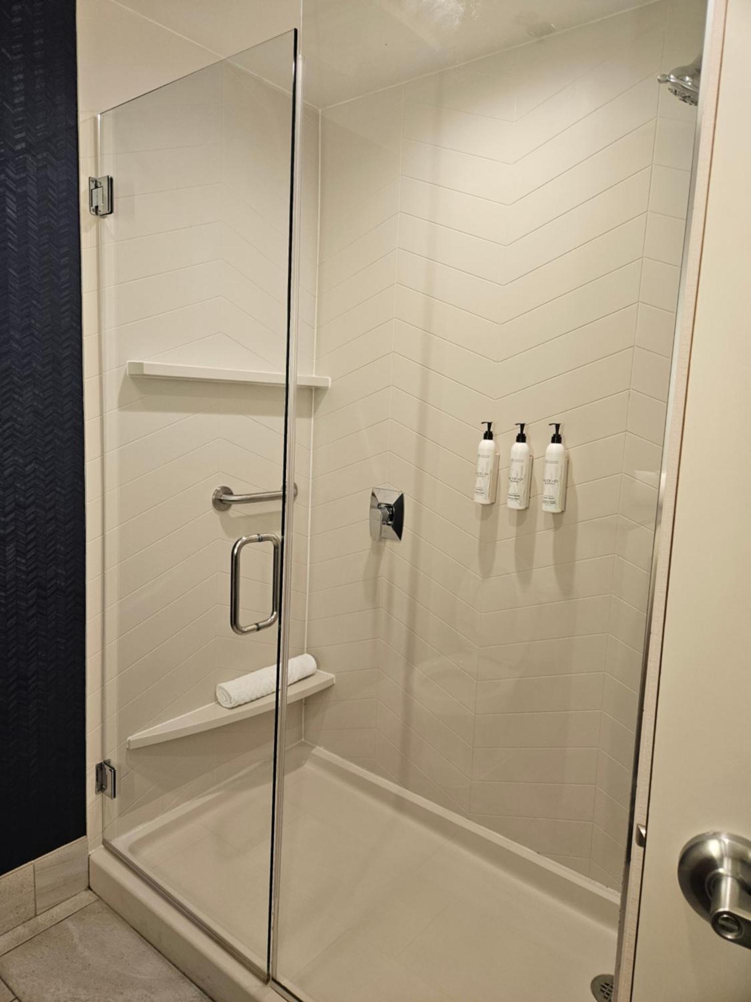 Fairfield Inn & Suites By Marriott Athens Bagian luar foto